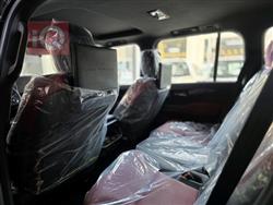 تۆیۆتا لاند کروزەر